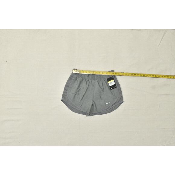 Nike Women's Regular Size S Gray Dri-Fit Running Shorts NEW DB4497-067 - Picture 6 of 8